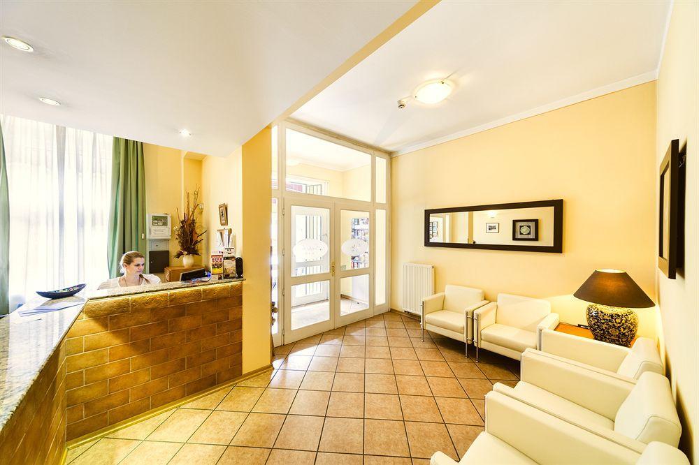Central Hotel Tiepolo Prague Extérieur photo