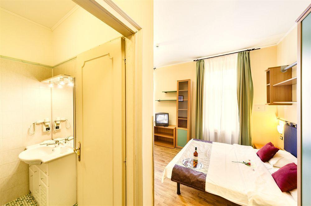 Central Hotel Tiepolo Prague Extérieur photo